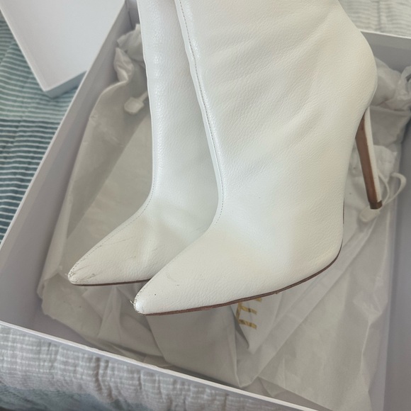 Revolve Raye heeled booties - Picture 11 of 11